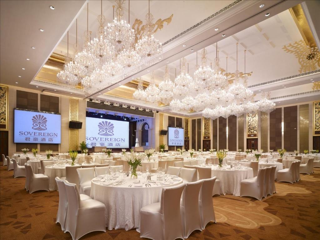 Sovereign Hotel Джандзян Екстериор снимка